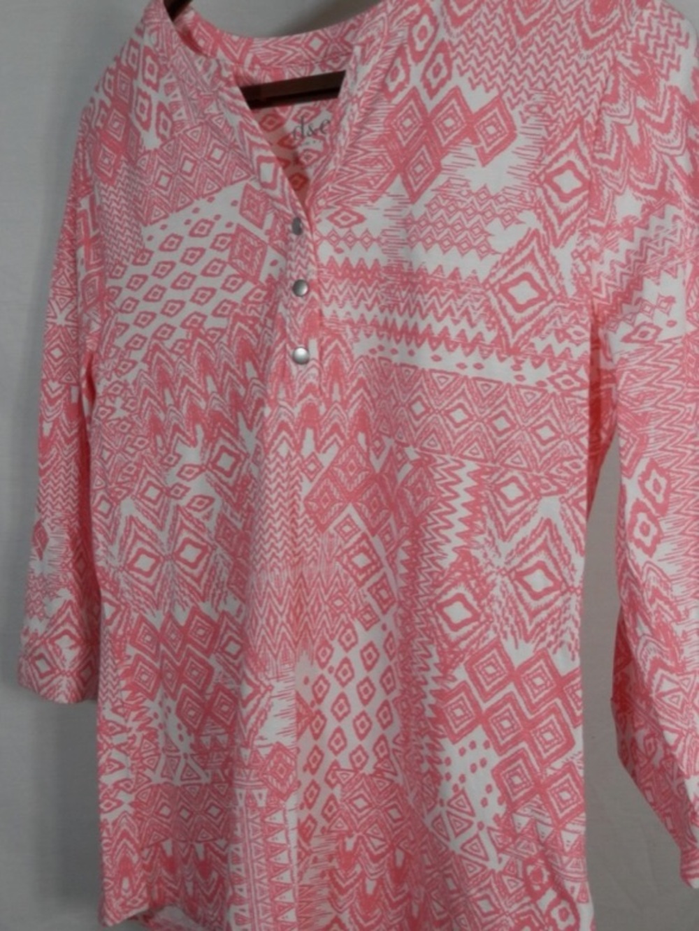 D&Co Henley NWOT Knit Tunic with Y Neck, Soft & Stretchy - Light Blue - Picture 11 of 12